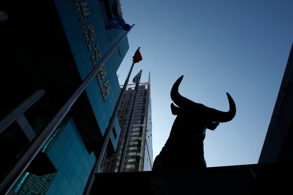 Chine: plus de 40 entrees en bourse suspendues par les autorites