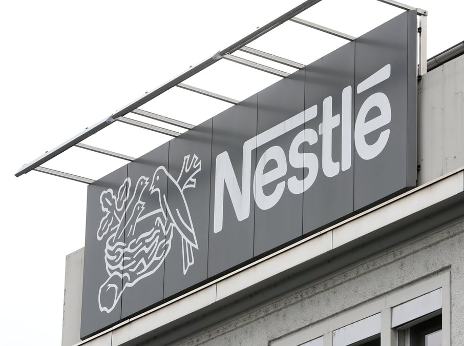 Photo du logo de nestle sur un site de l'entreprise a konolfingen