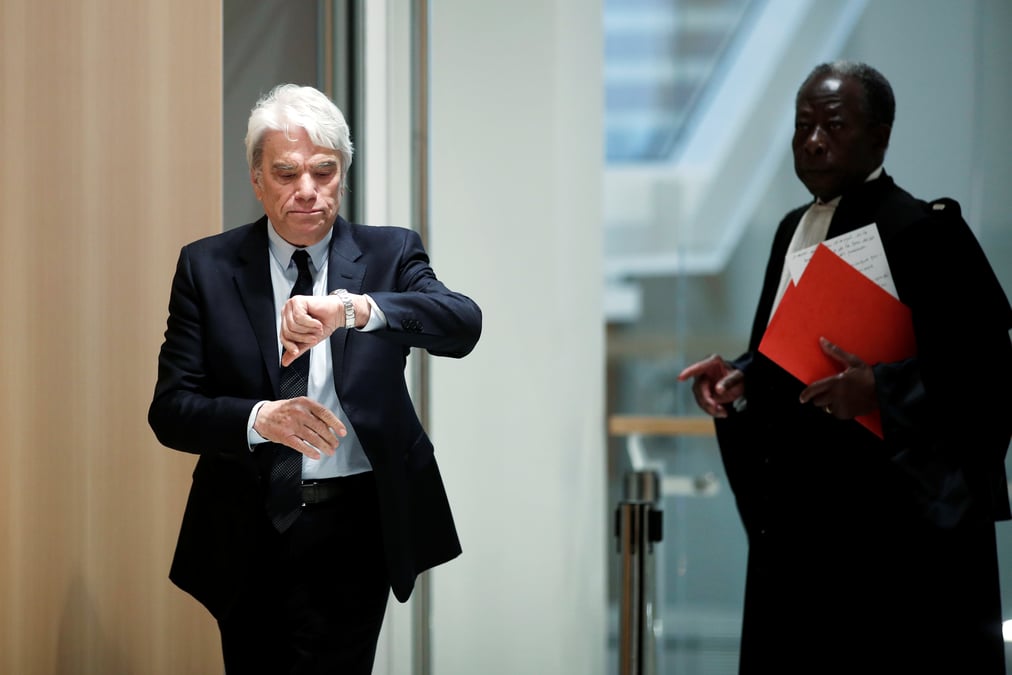 Un plan de sauvegarde des societes de tapie rejete en appel