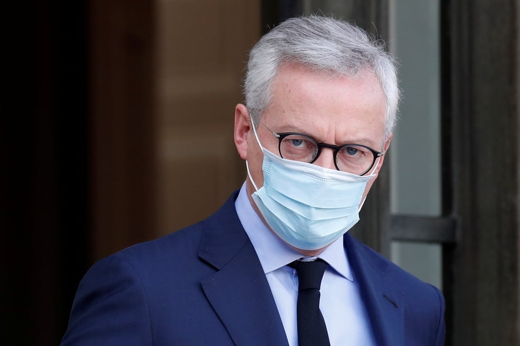 "je n'aime pas les caricatures de mahomet, mais je les defends", dit bruno le maire