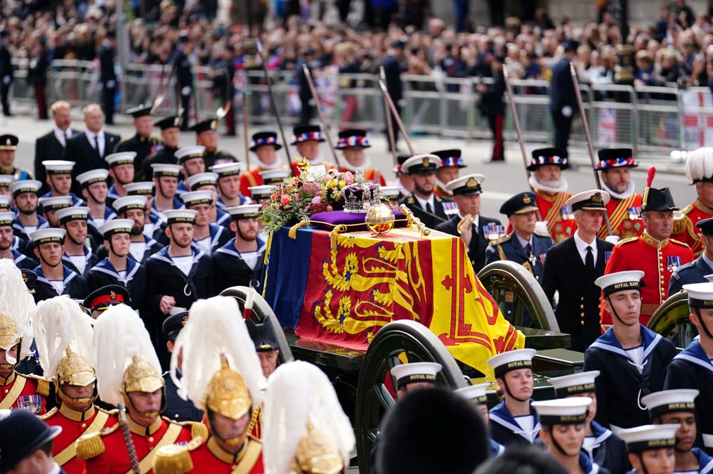 Funerailles nationales et enterrement de la reine elizabeth