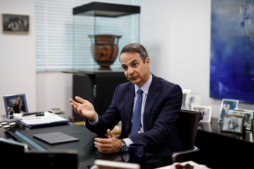 Le chef du parti conservateur nouvelle democratie, mitsotakis, s'exprime lors d'une interview accordee a reuters a athenes