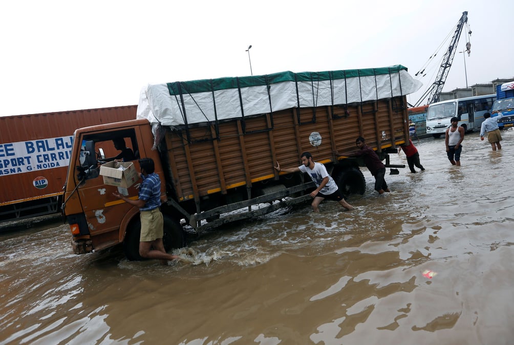 Inondations en inde et au nepal