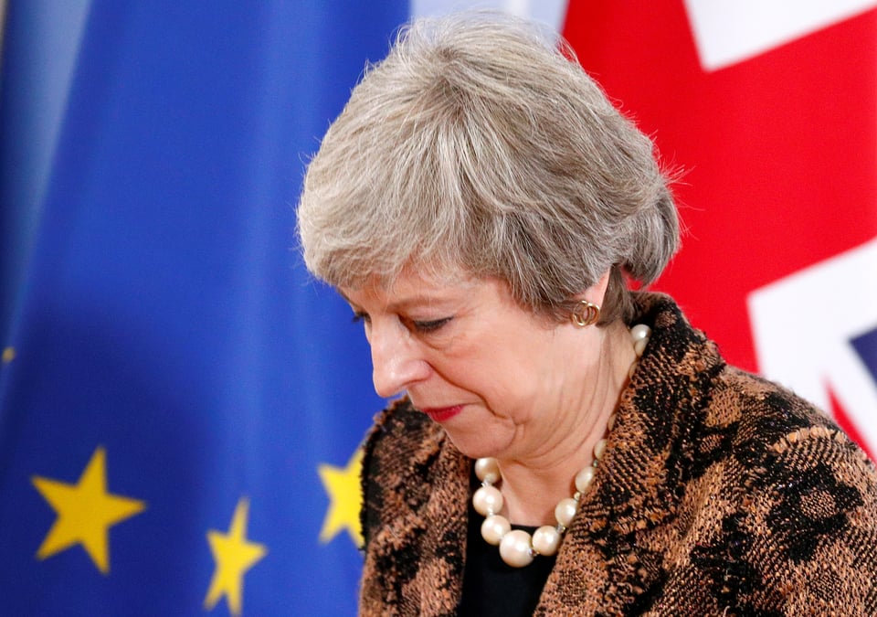Plusieurs ministres de may estiment que l'accord de brexit est mort, dit le times