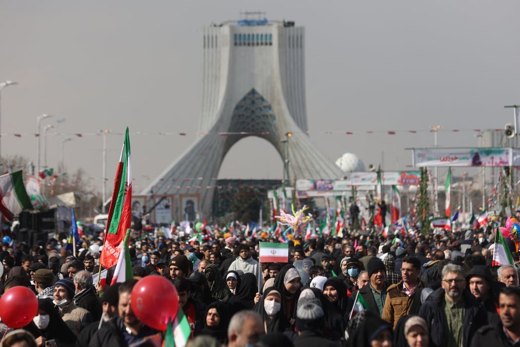 Des iraniens assistent au 44e anniversaire de la revolution islamique