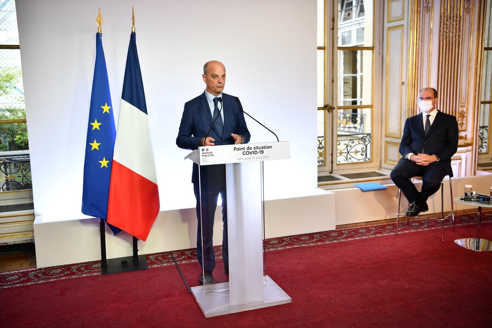 Le risque que le tour de france n'aille pas au bout est "tres faible", dit blanquer