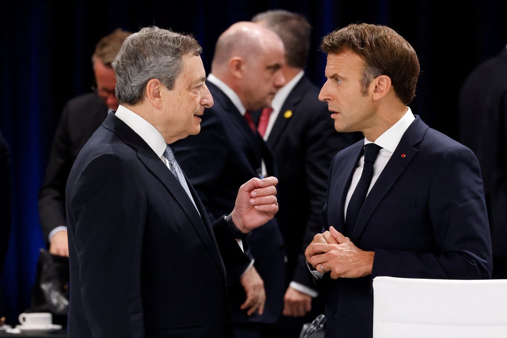Macron salue en draghi "un grand homme d'etat italien", un "partenaire de confiance"