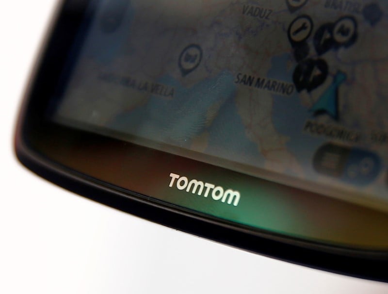 Tomtom dit que l'accord google-renault menace ses commandes
