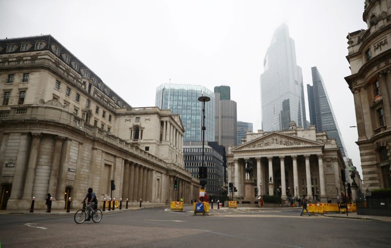 La banque d'angleterre ramene son taux directeur a 0,1%