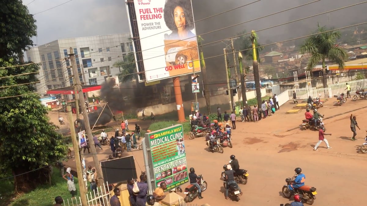 Vingt-huit morts dans des manifestations en ouganda