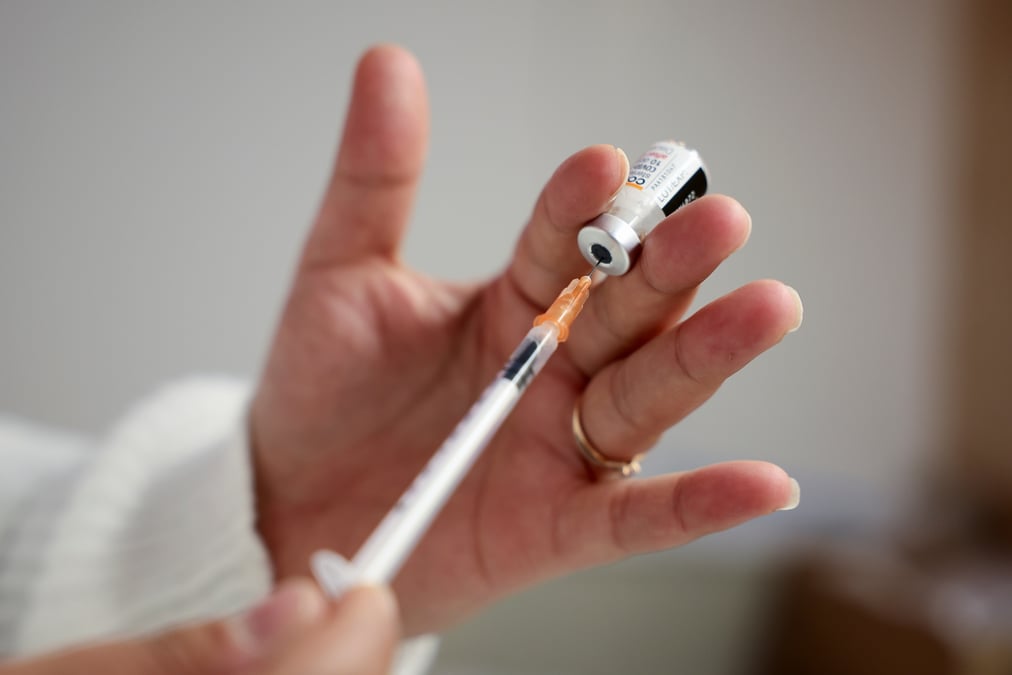 La has recommande un vaccin anti-covid periodique pour les plus fragiles
