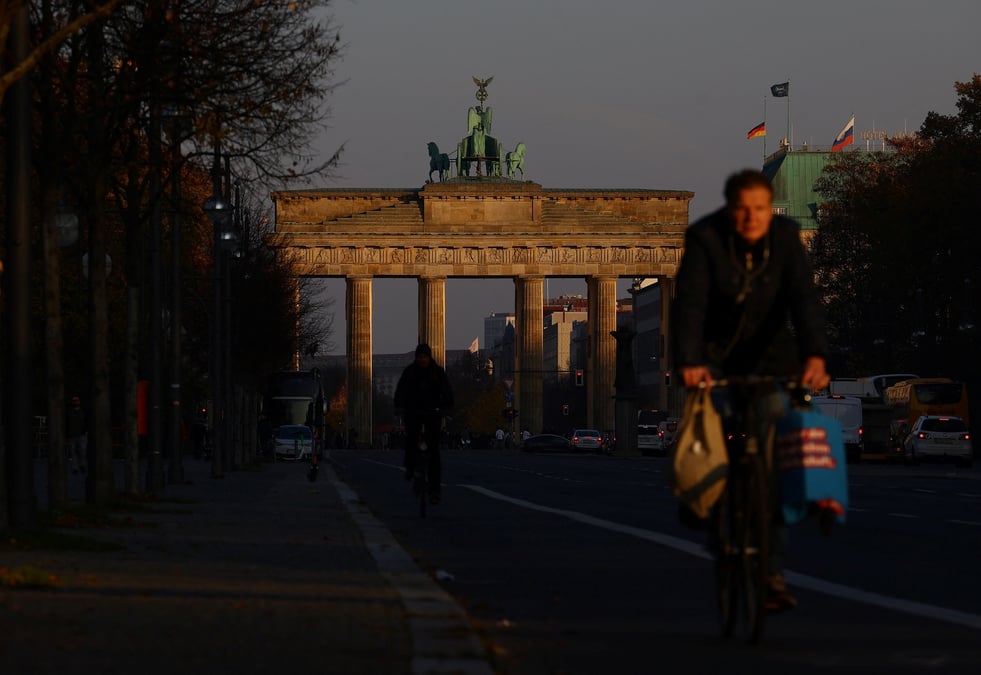 La porte de brandebourg dans le centre de berlin