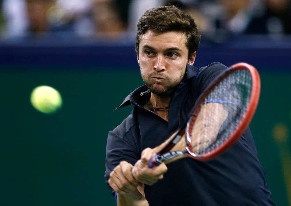 Simon poursuit son chemin, tomic prend deja la porte