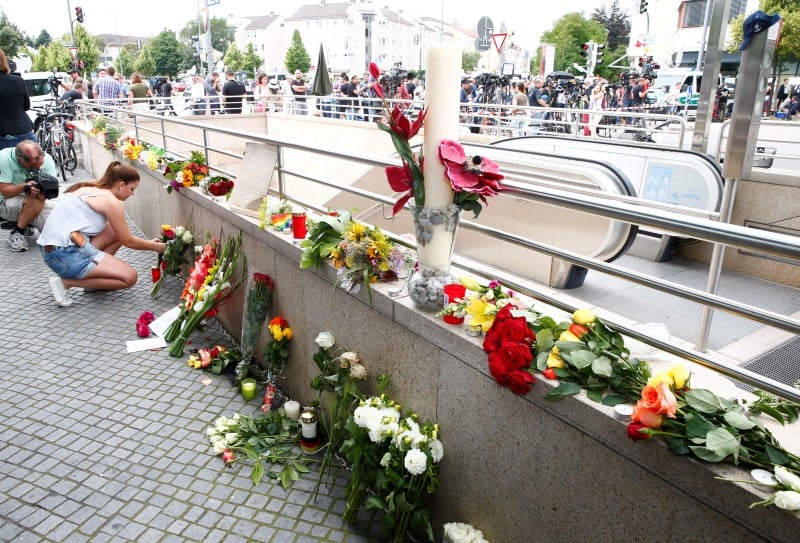 Arrestation du fournisseur presume de l'arme du tireur de munich