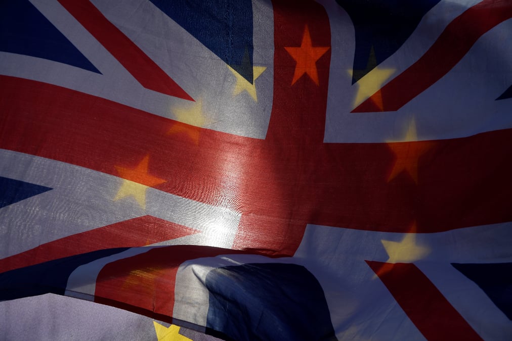 Brexit: le gouvernement may va transmettre au parlement une note confidentielle