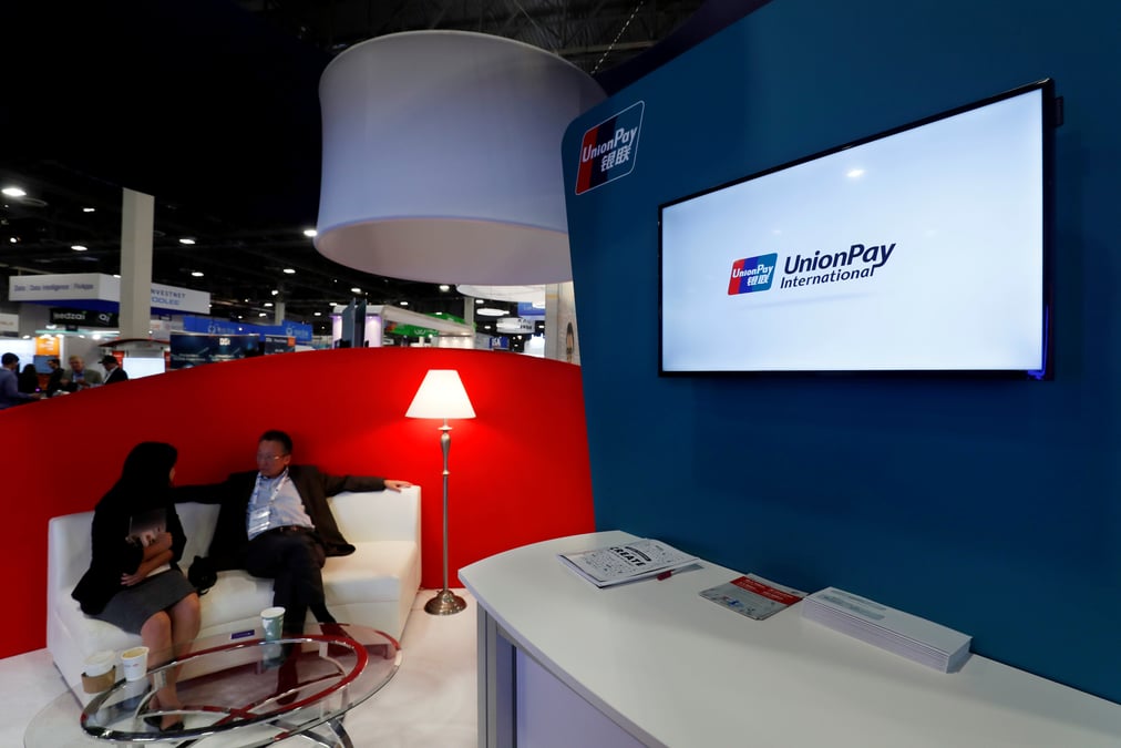 Des banques russes migrent sur le systeme chinois de cartes de paiement