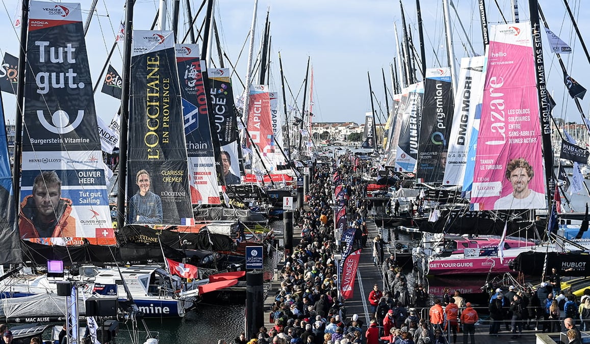 La foule sur les pontons des Sables-d’Olonne, vendredi, à l’avant-veille du départ du Vendée Globe