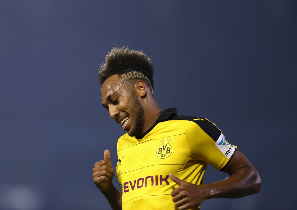 Dortmund renouvelle sa confiance a aubameyang