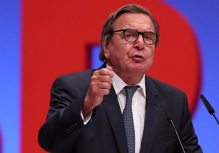 Schroder appelle le spd a se mobiliser pour les legislatives