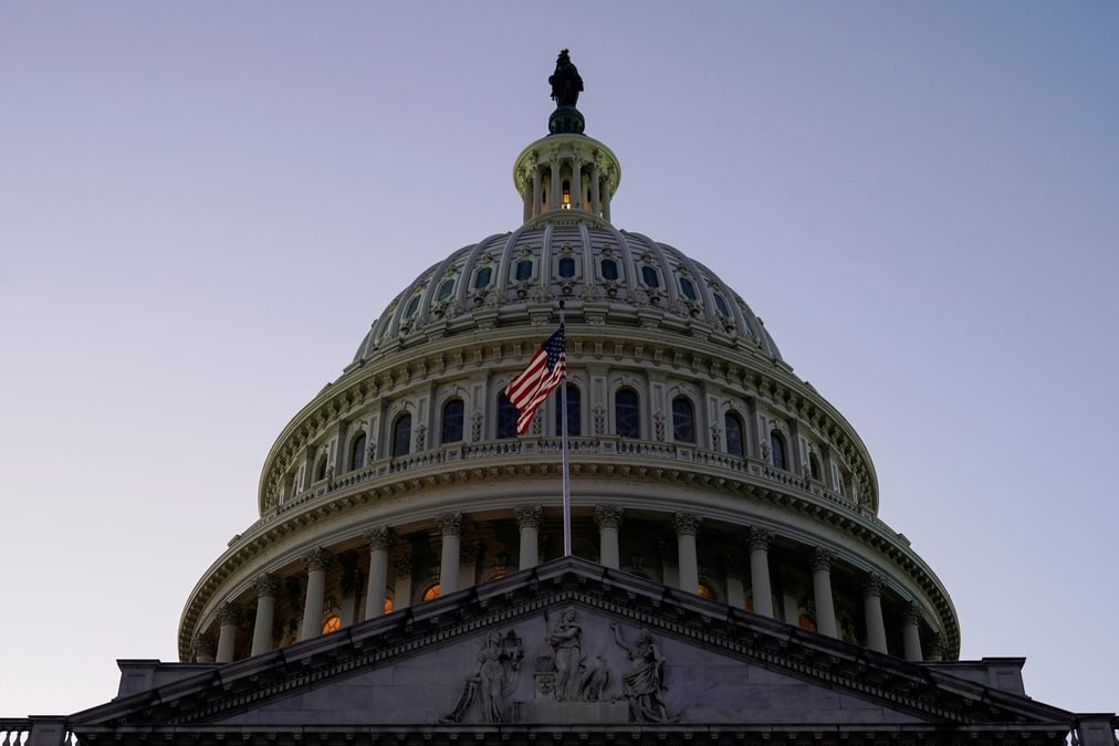 Reprise des discussions entre la maison blanche et le congres sur la relance
