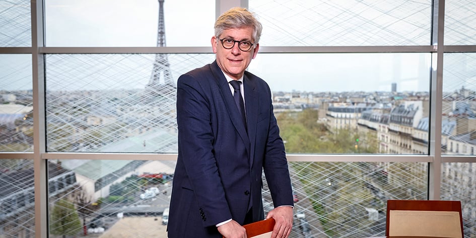Dans son bureau, le 5 avril.
