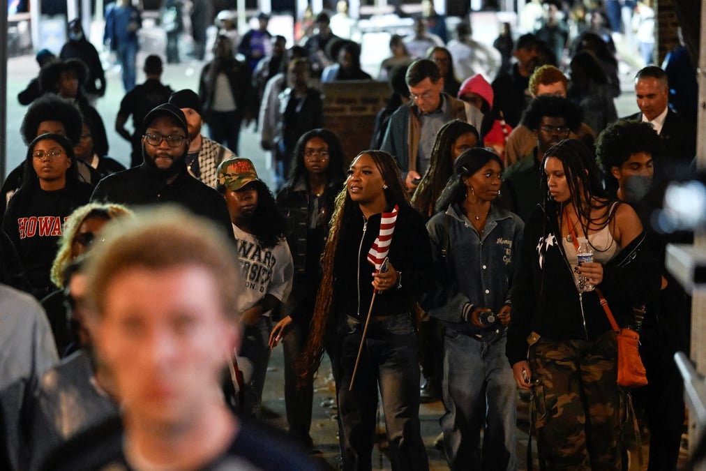 Des supporters de la candidate democrate a la presidence americaine kamala harris
