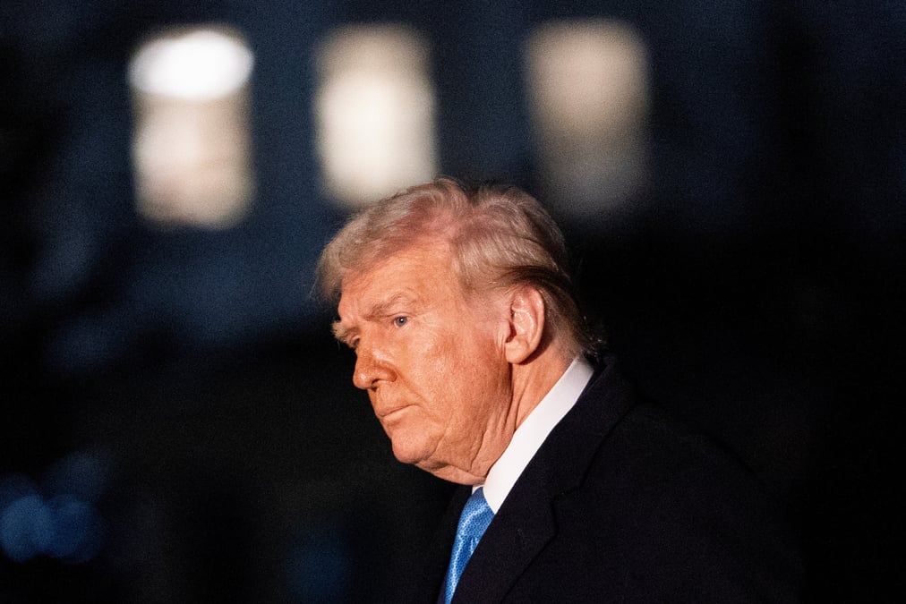 « Il y a une période de transition » pour « ramener la richesse en Amérique », avait notamment avoué Donald Trump début mars.