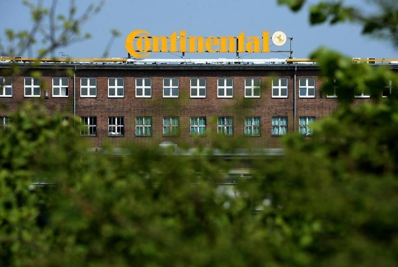 Continental revoit a la hausse ses previsions 2015