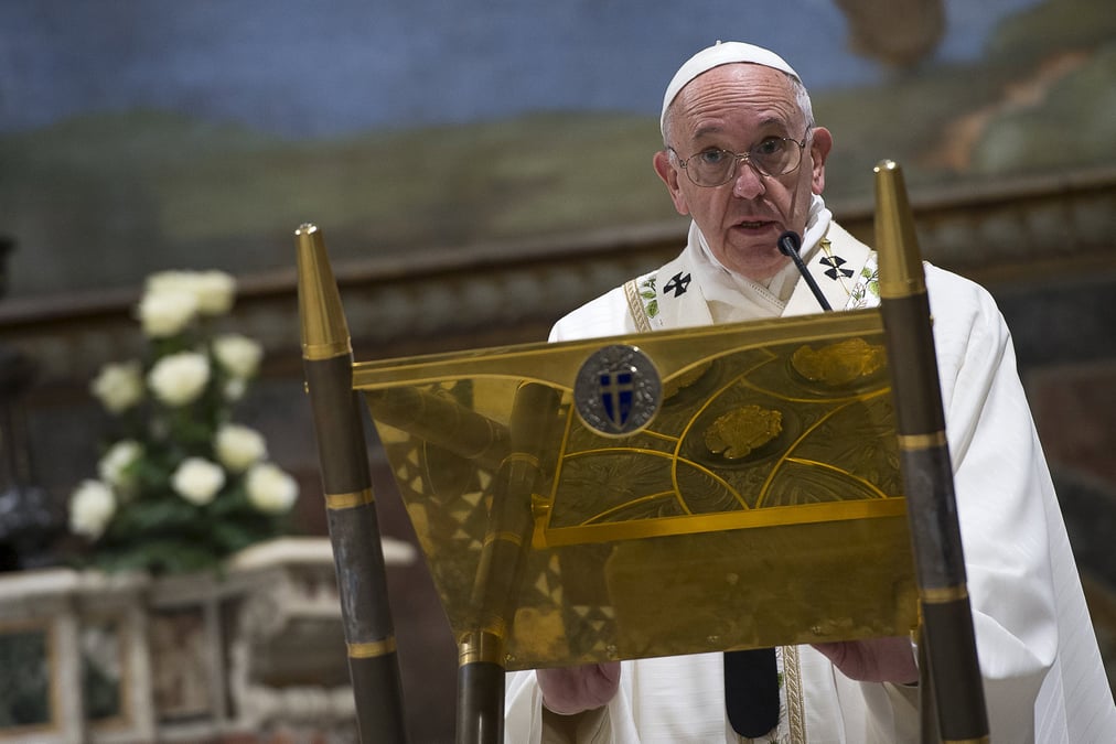 Le pape invite les europeens a accepter les migrants