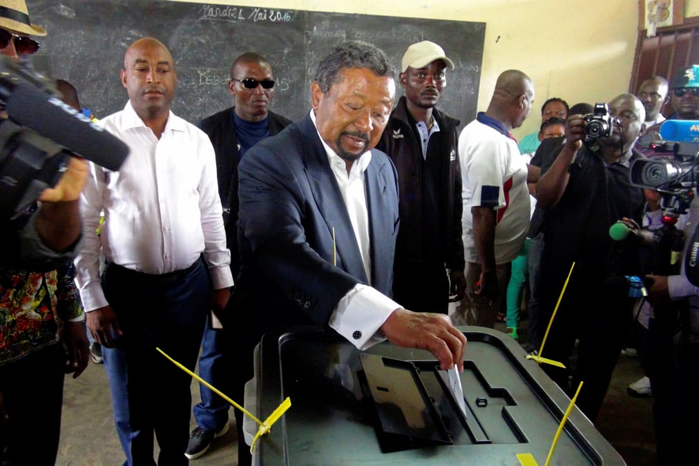 L'opposant gabonais jean ping se declare vainqueur de l'election presidentielle