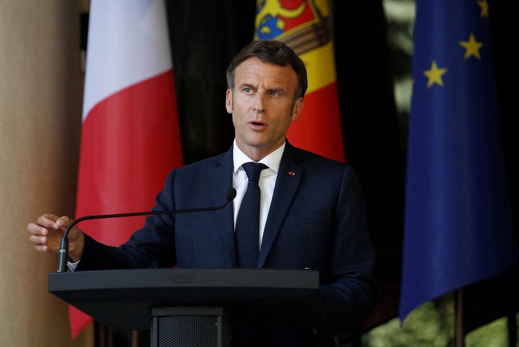 La france va continuer a soutenir l'ukraine sous toutes ses formes, dit macron