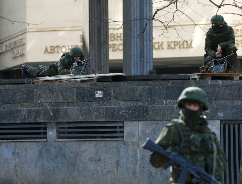 Berlin demande des explications à Moscou, Londres appelle au calme