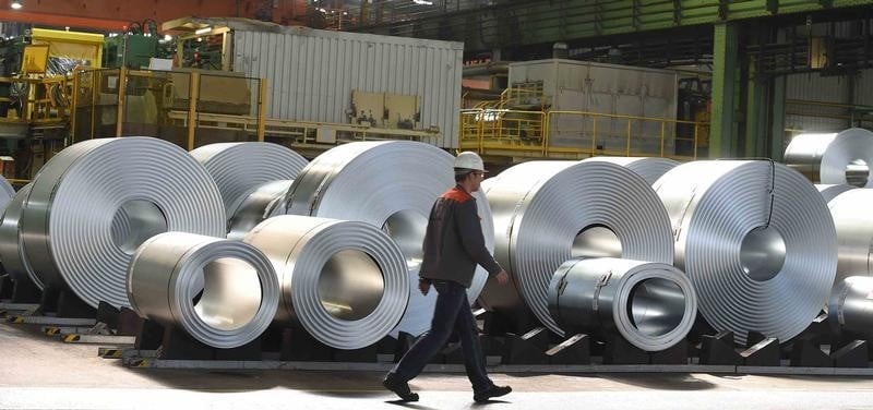La croissance manufacturiere ralentit legerement en allemagne