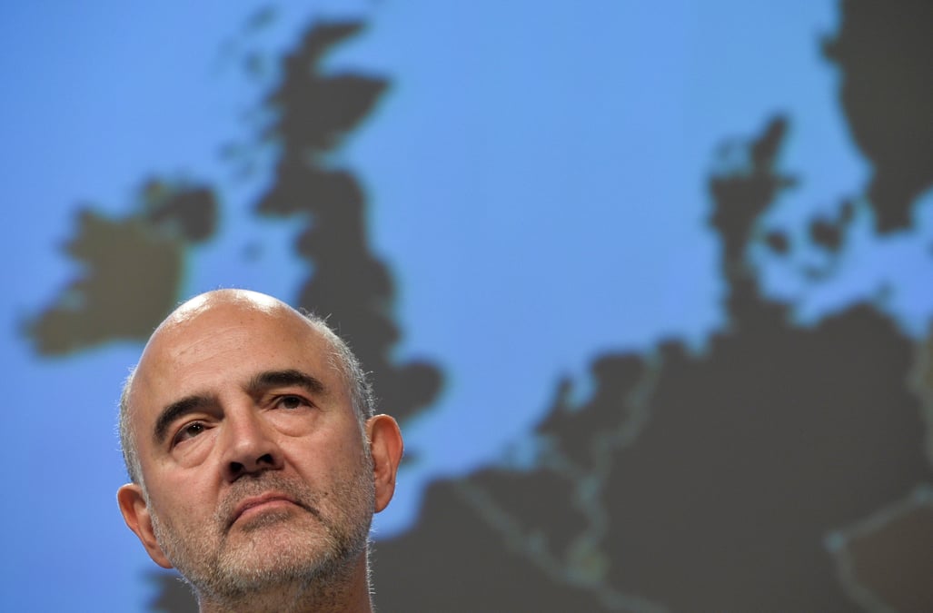 France: la dette publique superieure a 100% du pib pendant 10 ans, estime moscovici