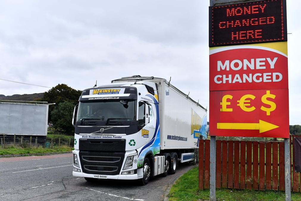 Londres veut prolonger le moratoire sur les controles des biens nord-irlandais