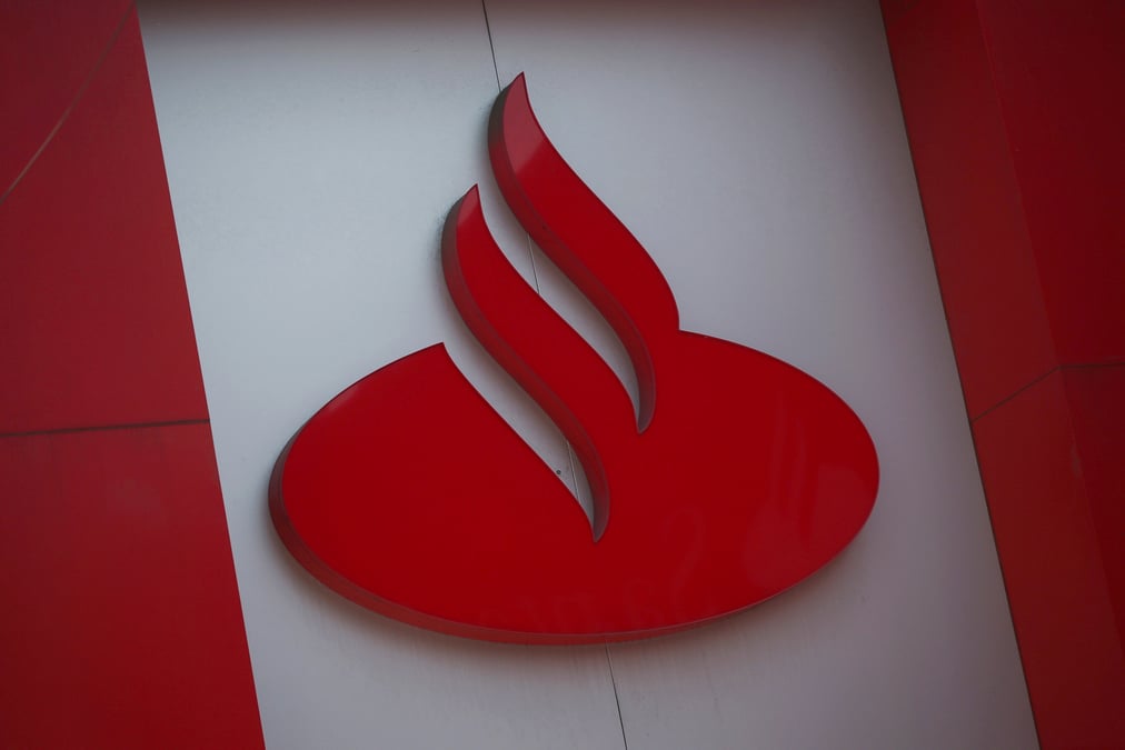 Santander va supprimer plus de 3.700 postes en espagne