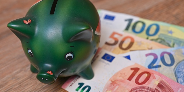 Les dépenses des communes, grevées par l'inflation et la hausse du point d'indice des fonctionnaires, ont néanmoins augmenté plus que les recettes en 2022.