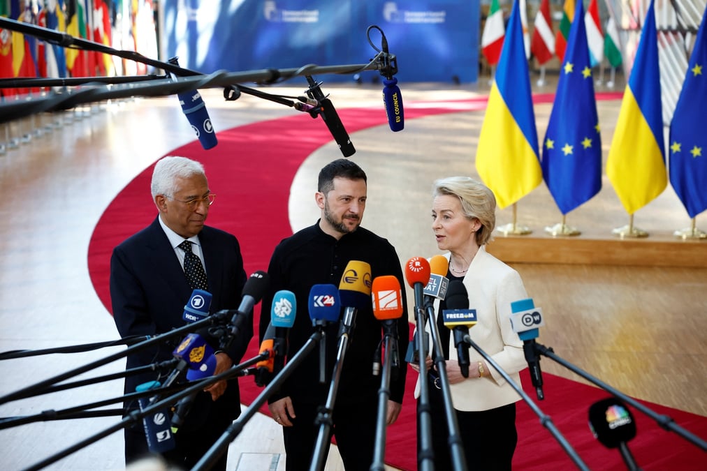 Réunis à Bruxelles, jeudi 6 mars, les Européens donnent leur feu vert pour le plan « réarmer l'Europe ». Celui-ci vise à mobiliser quelque 800 milliards d'euros.