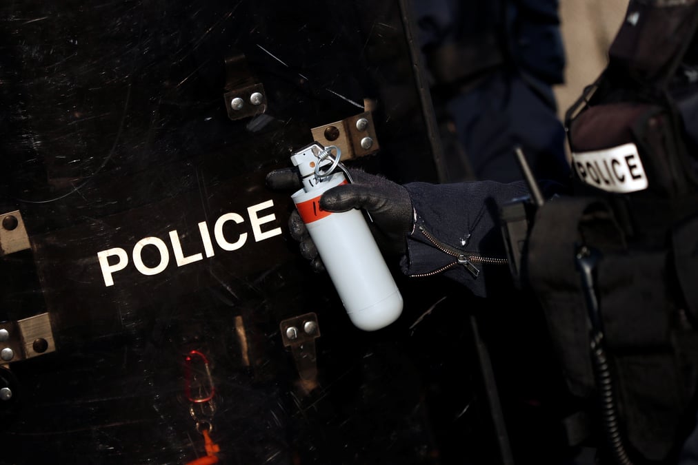 Enquete a lyon apres des violences contre des crs