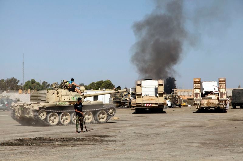 Combats à Benghazi, nouveau gouvernement non-reconnu à Tripoli