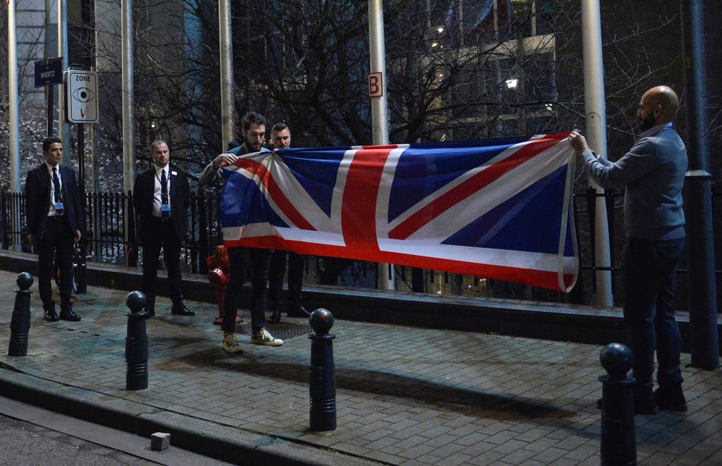 A quelques heures du brexit, l'union jack disparait a bruxelles