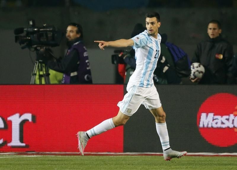Tata martino renouvelle sa confiance a javier pastore