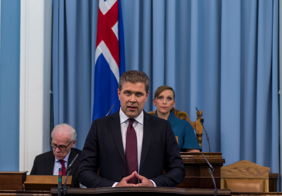 Crise gouvernementale et nouvelles elections anticipees en islande