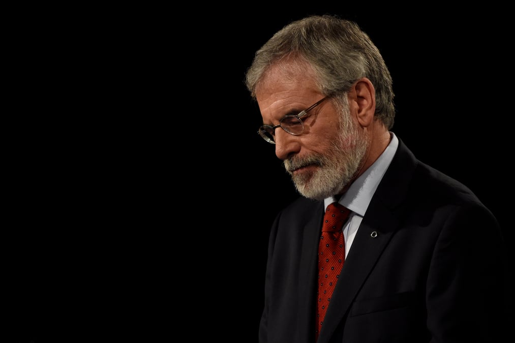 Irlande: gerry adams demissionne de la presidence du sinn fein