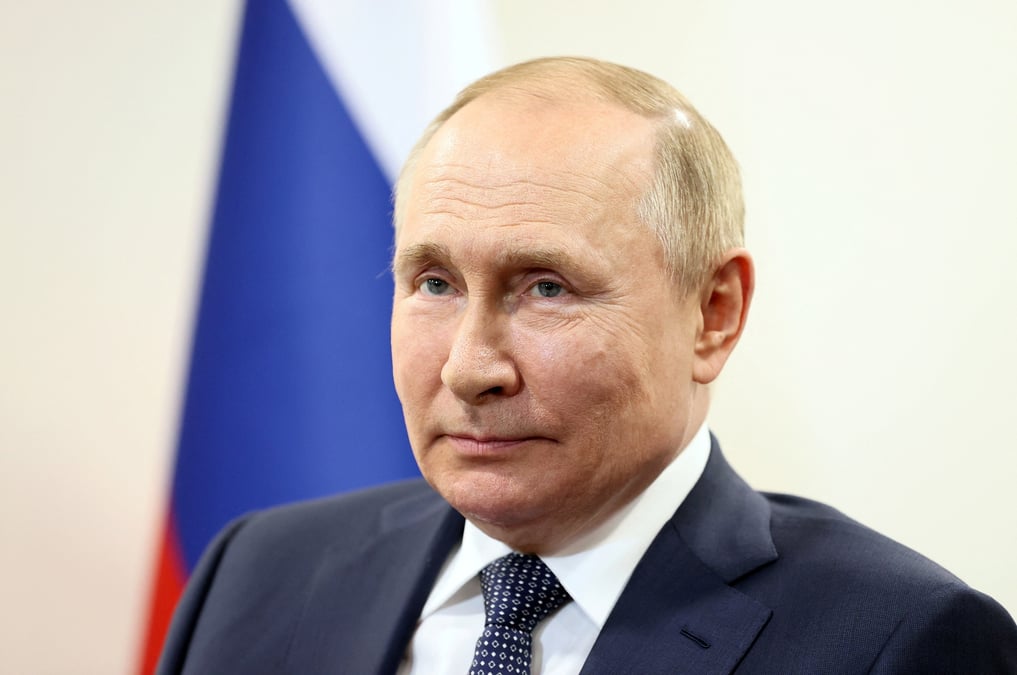 Selon poutine, l'ukraine n'a pas respecte un accord de paix preliminaire