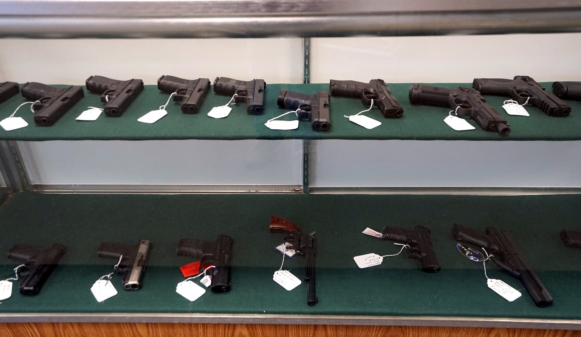 Une reforme sur les armes a feu aux etats-unis s'eloigne