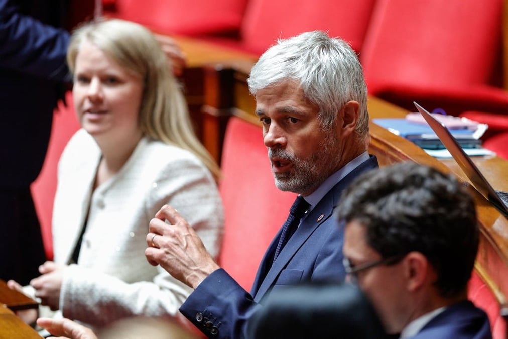 Alors que les débats concernant la proportionnelle enflamment l'Assemblée nationale, Laurent Wauquiez fait des pieds et des mains pour bloquer la proposition de loi.