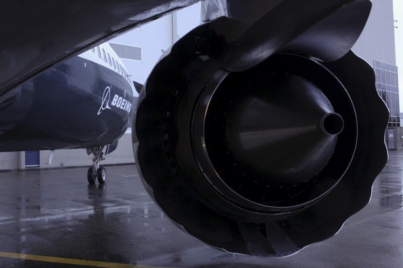 Boeing pourrait supprimer jusqu'a 8.000 postes cette annee