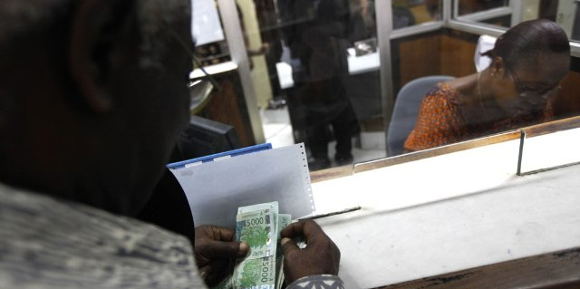 Guichet banque argent Côte d'Ivoire
