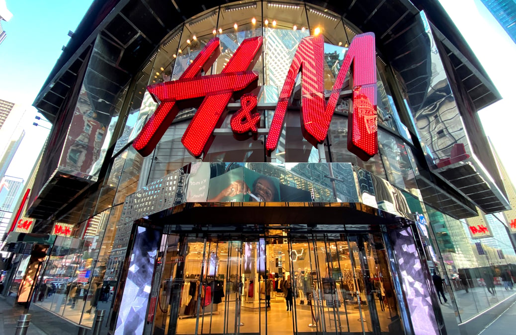 Le benefice de h&m depasse les attentes au 3e trimestre, l'action bondit